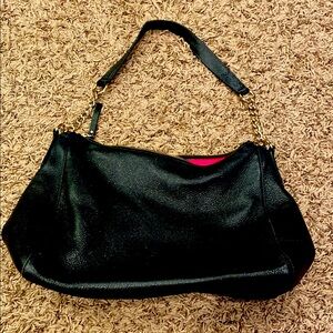 Elegant Black Leather Shoulder Bag